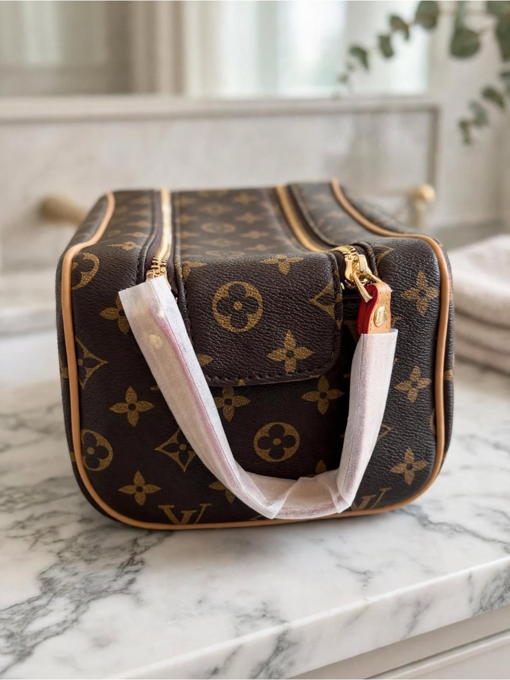 Brown Monogram Canvas Toiletry bag - Picture 2 of 13